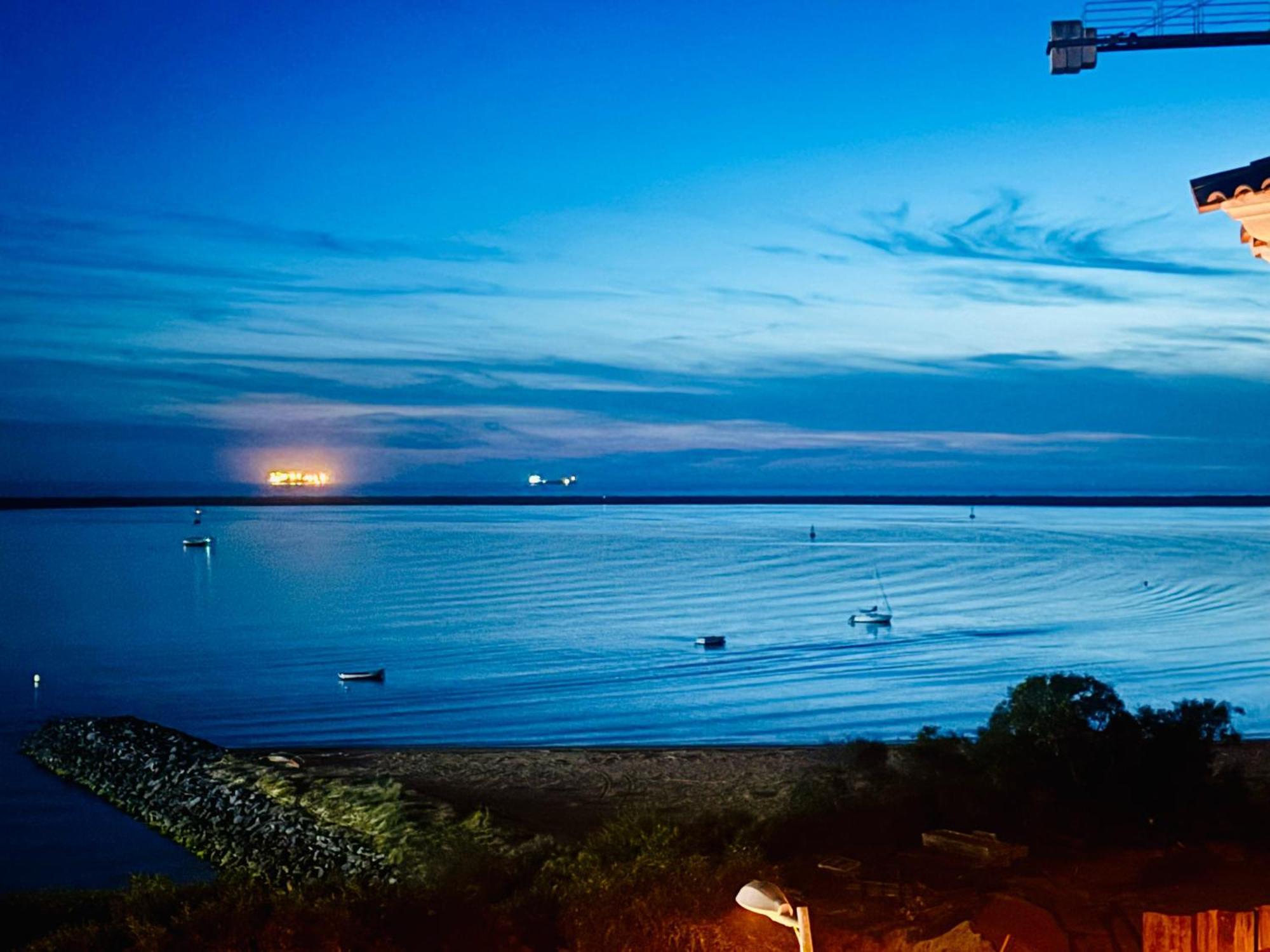 El Apartamento De Amy Con Vistas Al Mar Mazagón エクステリア 写真